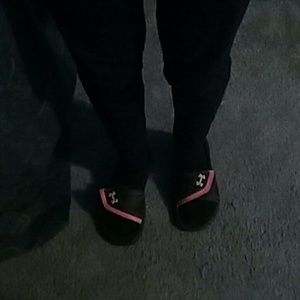 🍉Under Armour Women's slides